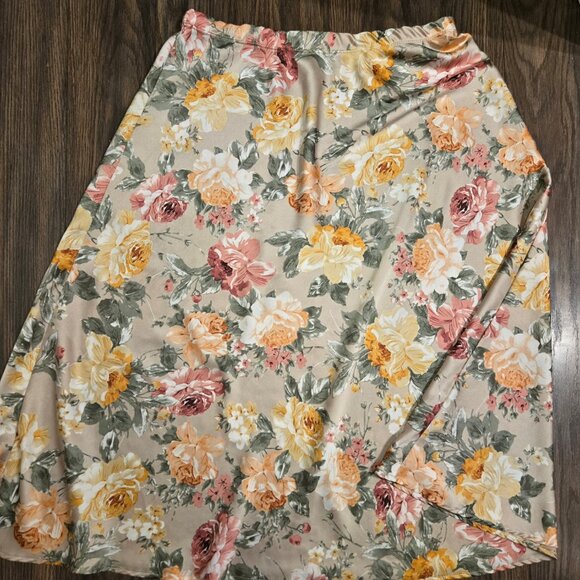 2BELLA 70s Style A-Line Satin Pastel Floral Maxi Skirt SIZE L - Picture 6 of 7